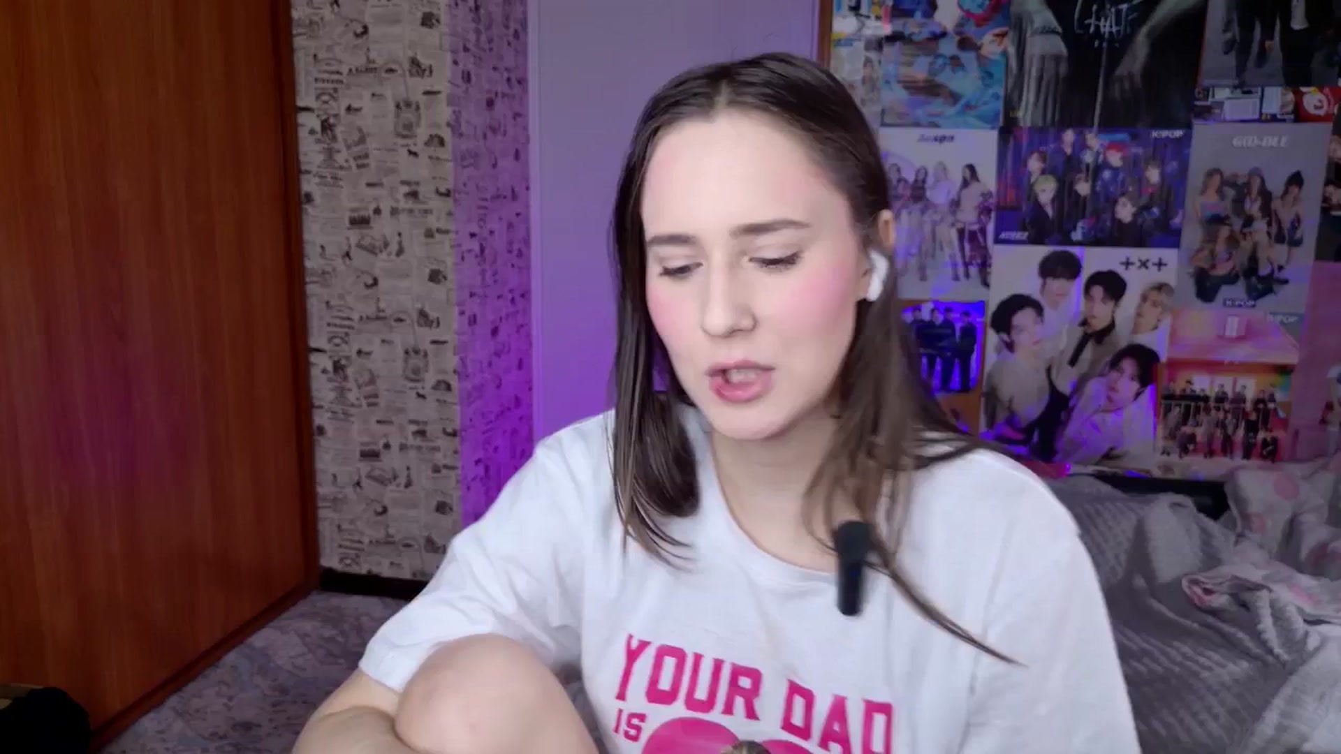 Gallery image thumbnail from LucyRosen's myfreecams stream on, 12/01/2025, 15:25 image 19 of 20