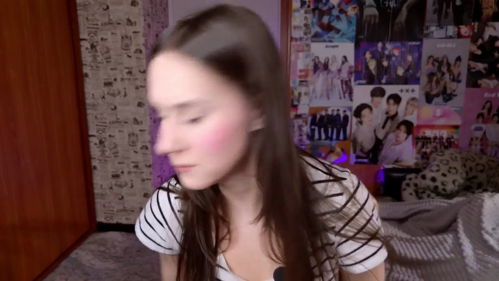 Gallery image thumbnail from LucyRosen's myfreecams stream on, 12/08/2025, 12:32 image 7 of 20