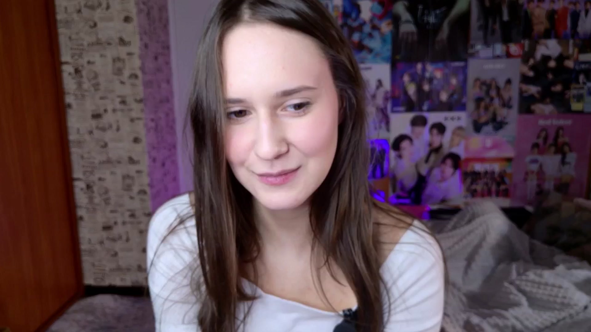 Gallery image thumbnail from LucyRosen's myfreecams stream on, 12/14/2025, 16:18 image 14 of 20