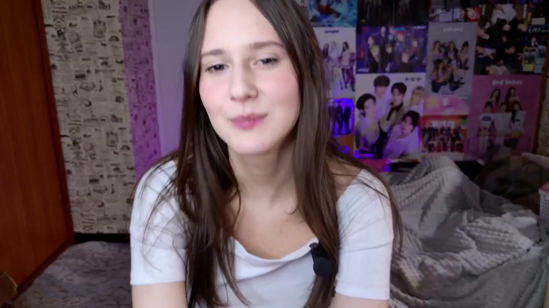 Gallery image thumbnail from LucyRosen's myfreecams stream on, 12/14/2025, 16:18 image 12 of 20