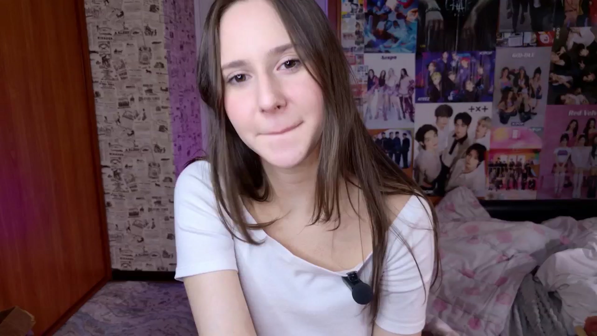Gallery image thumbnail from LucyRosen's myfreecams stream on, 12/17/2025, 17:02 image 3 of 20