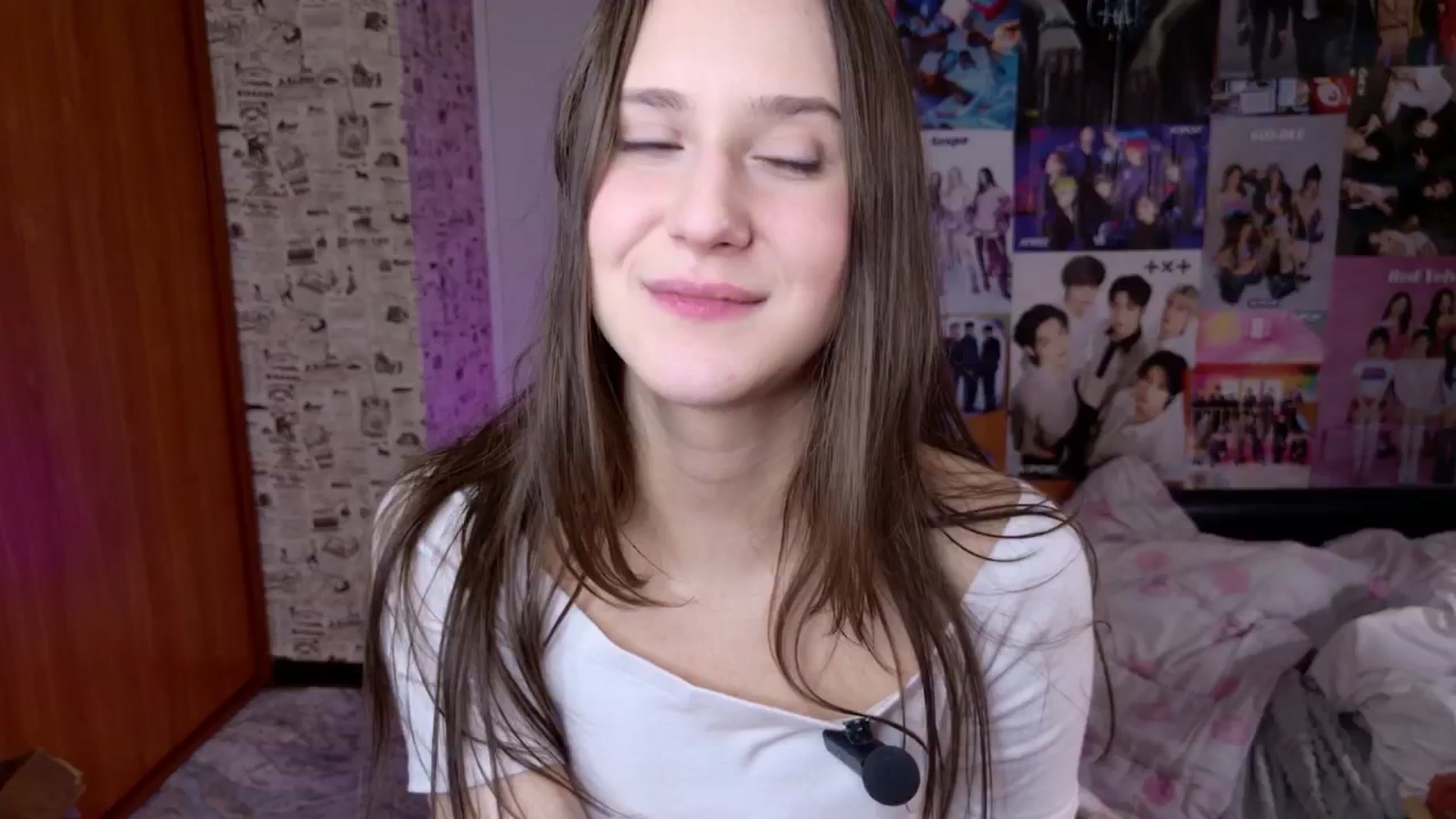 Gallery image thumbnail from LucyRosen's myfreecams stream on, 12/17/2025, 17:02 image 10 of 20