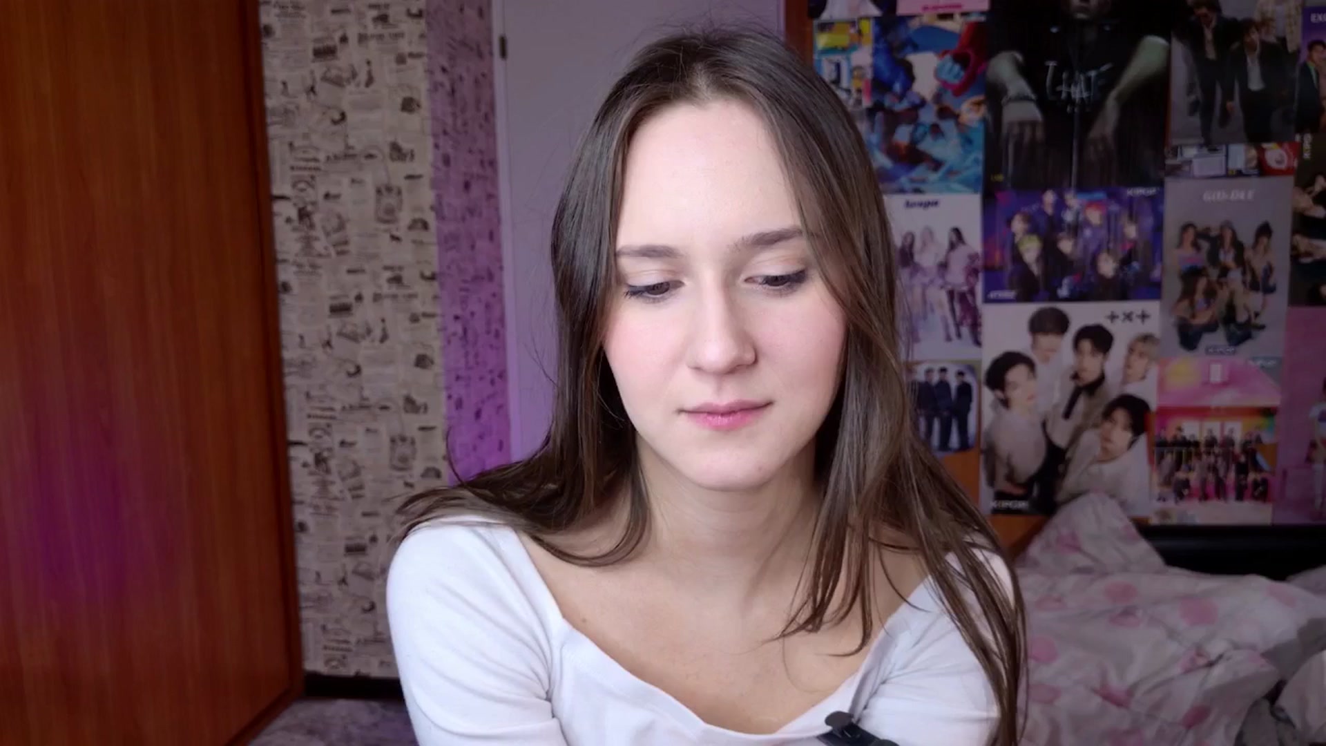 Gallery image thumbnail from LucyRosen's myfreecams stream on, 12/17/2025, 17:02 image 2 of 20