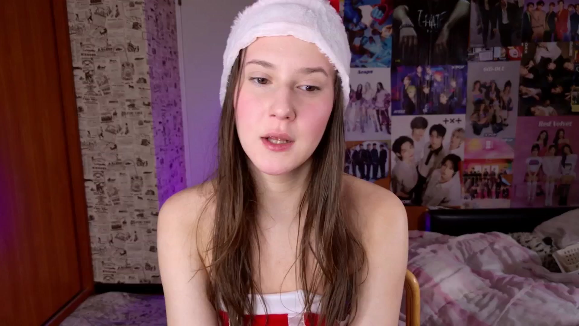 Gallery image thumbnail from LucyRosen's myfreecams stream on, 12/24/2025, 16:23 image 12 of 20