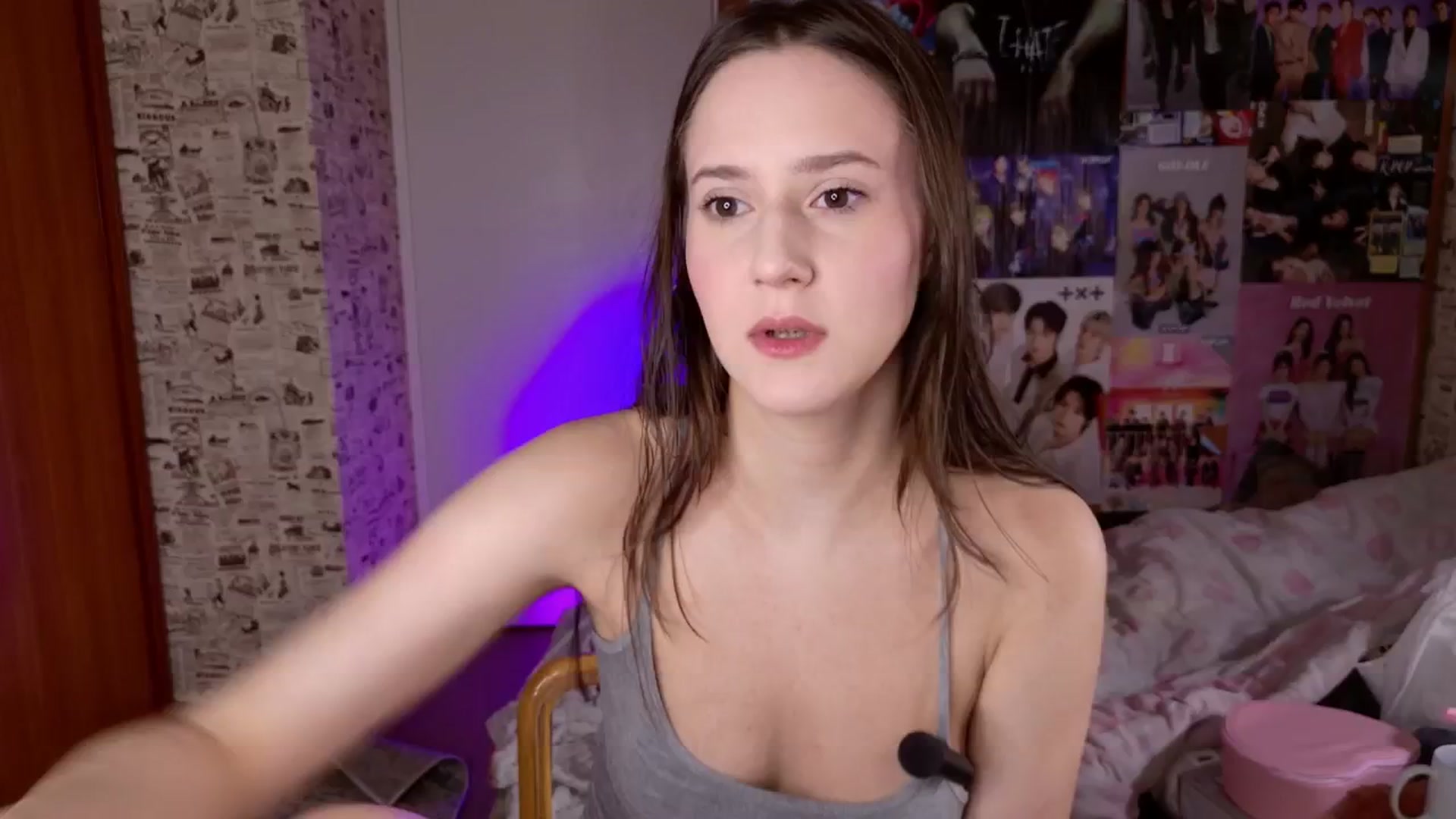 Gallery image thumbnail from LucyRosen's myfreecams stream on, 12/26/2025, 16:58 image 4 of 20