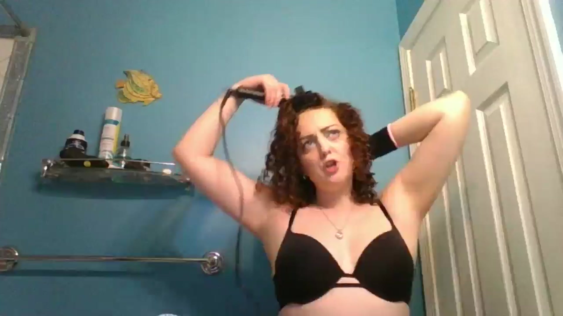 Gallery image thumbnail from LucySky's myfreecams stream on, 03/12/2026, 19:27 image 7 of 20