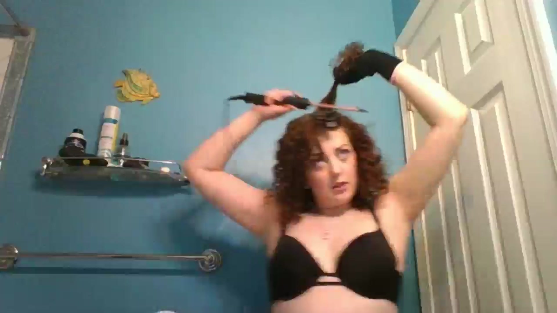 Gallery image thumbnail from LucySky's myfreecams stream on, 03/12/2026, 19:27 image 9 of 20