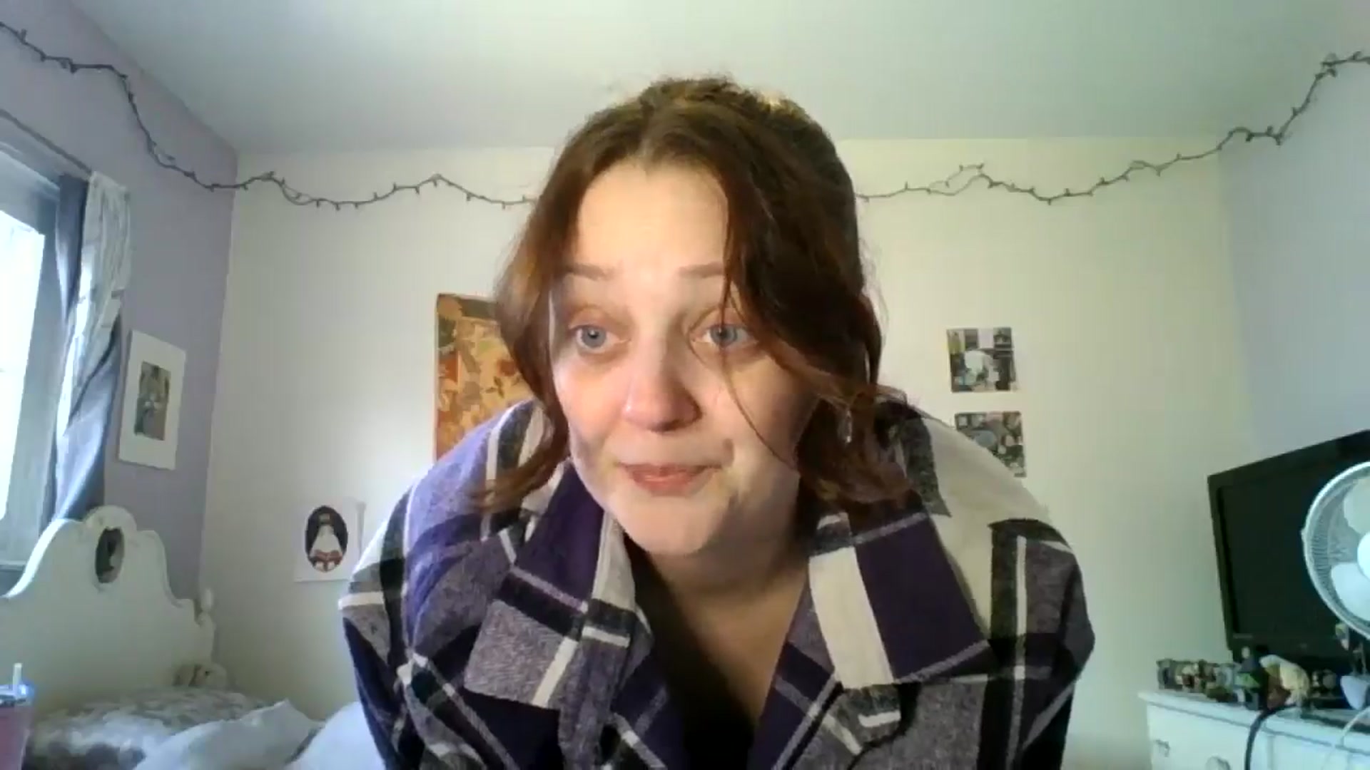 Gallery image thumbnail from LucySky's myfreecams stream on, 03/19/2026, 19:33 image 17 of 20