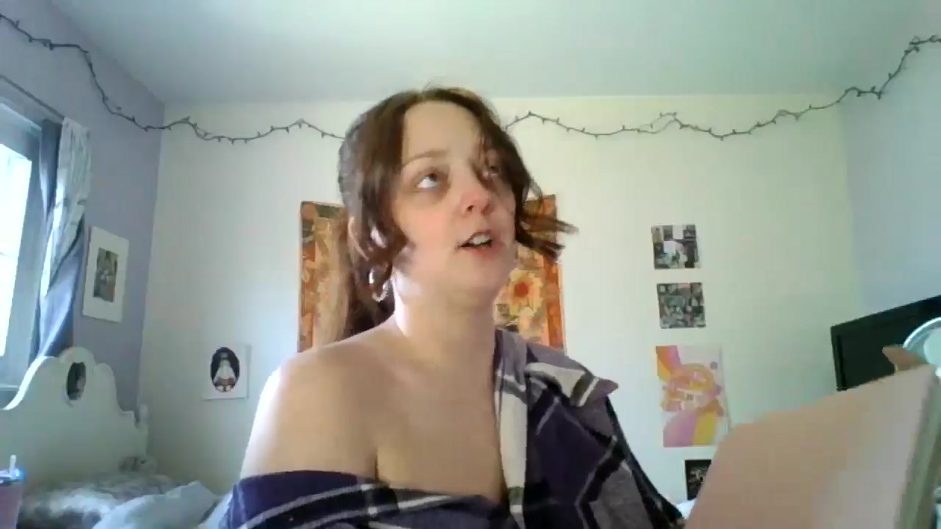 Gallery image thumbnail from LucySky's myfreecams stream on, 03/19/2026, 19:33 image 7 of 20