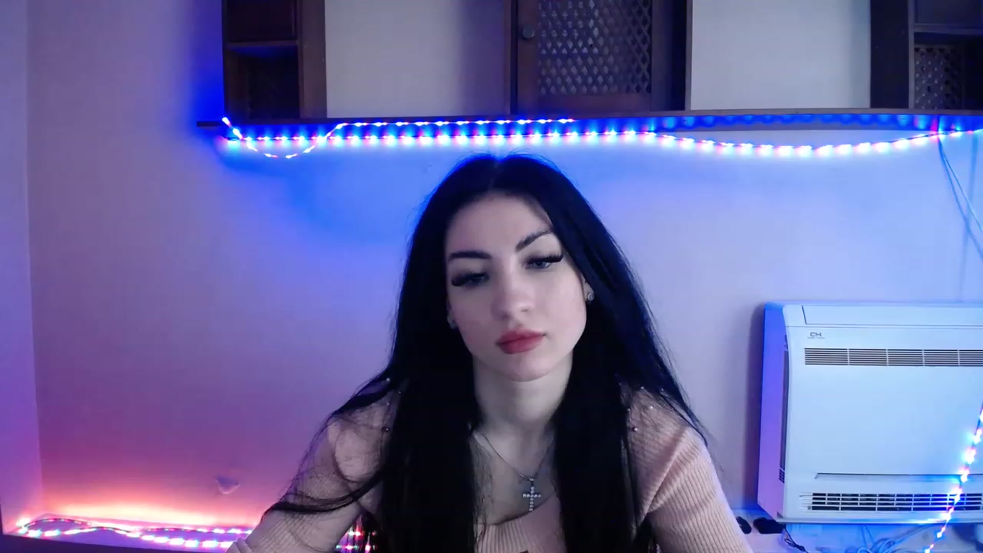 Gallery image thumbnail from LucyStar_'s myfreecams stream on, 11/15/2022, 16:22 image 2 of 20