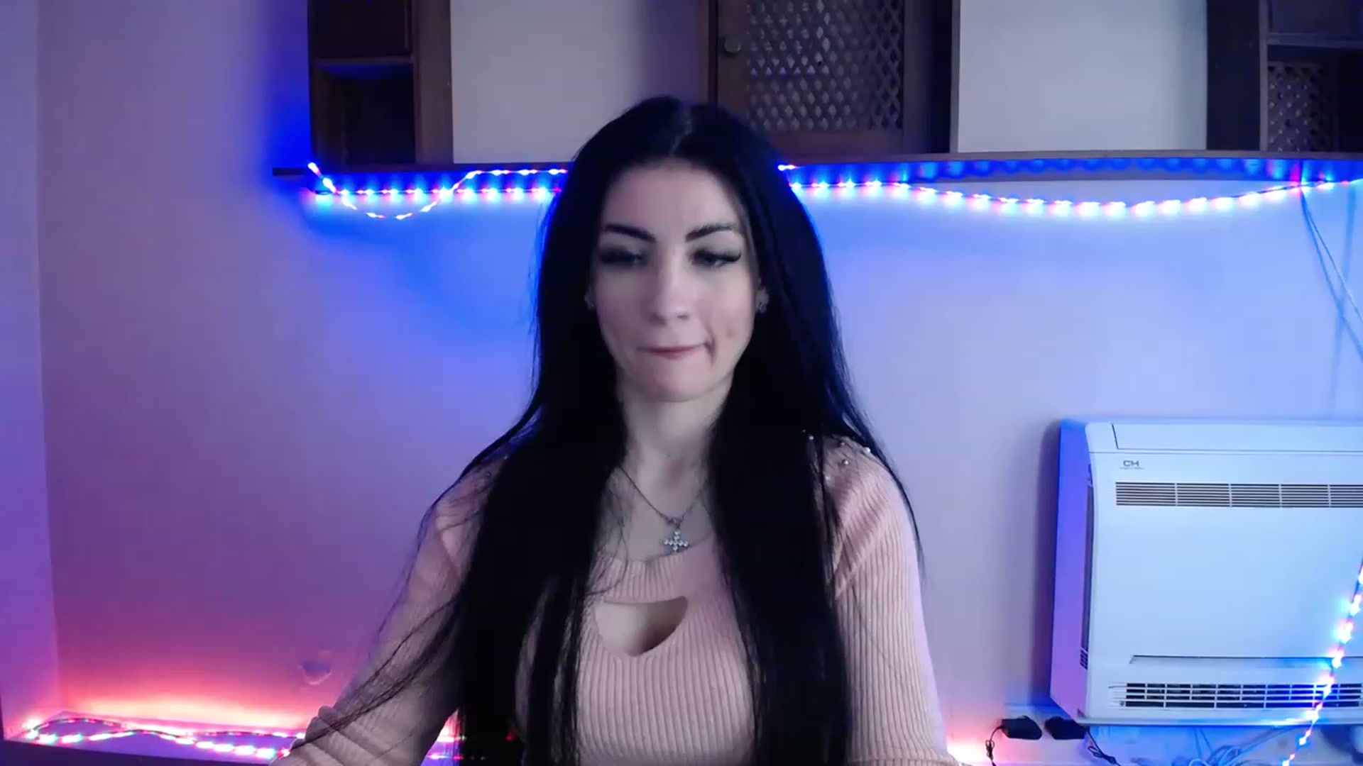 Gallery image thumbnail from LucyStar_'s myfreecams stream on, 11/15/2022, 16:22 image 4 of 20