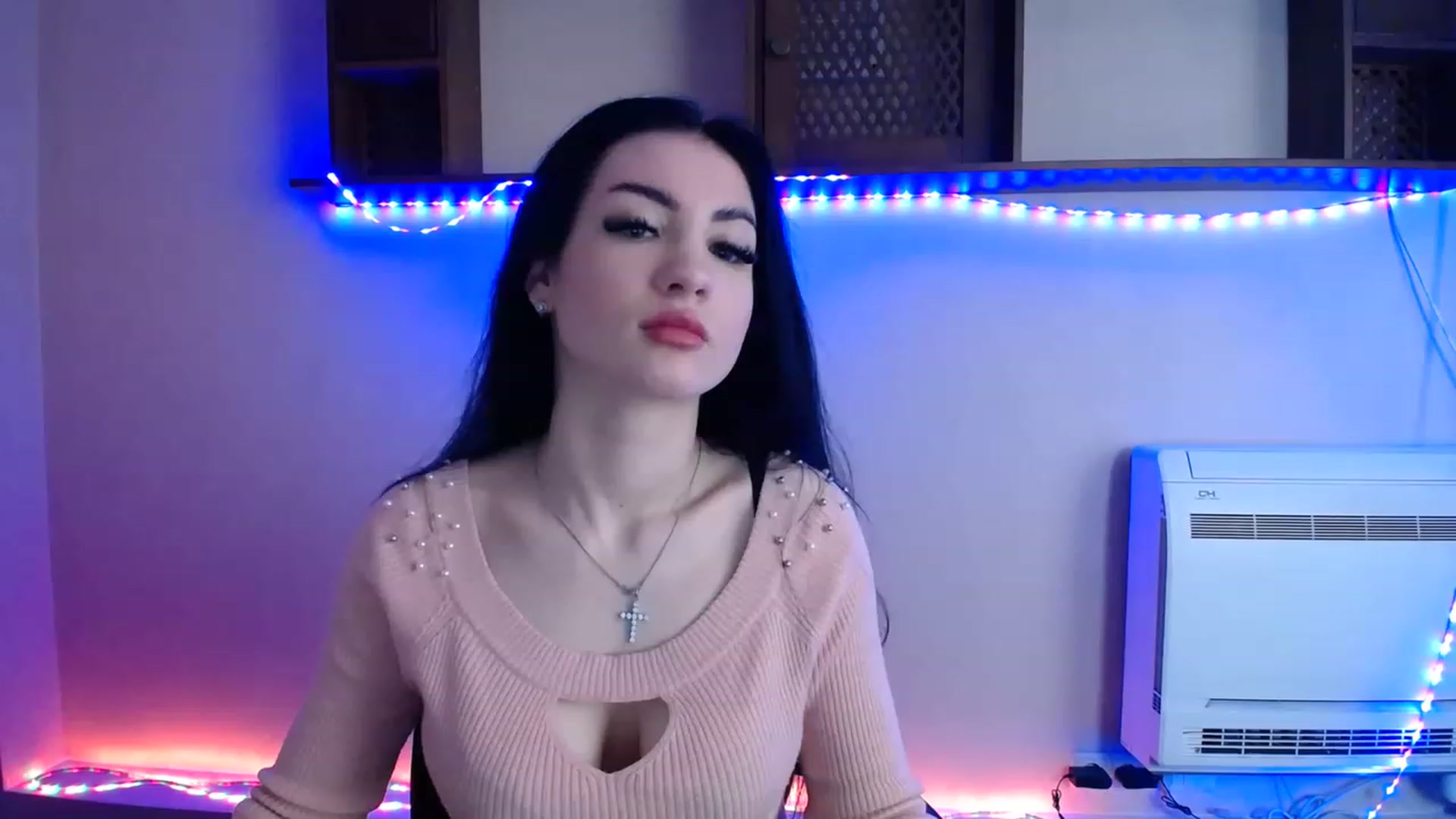 Gallery image thumbnail from LucyStar_'s myfreecams stream on, 11/15/2022, 19:08 image 9 of 20