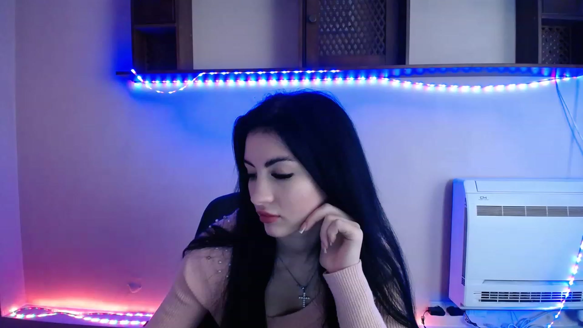 Gallery image thumbnail from LucyStar_'s myfreecams stream on, 11/15/2022, 19:08 image 2 of 20