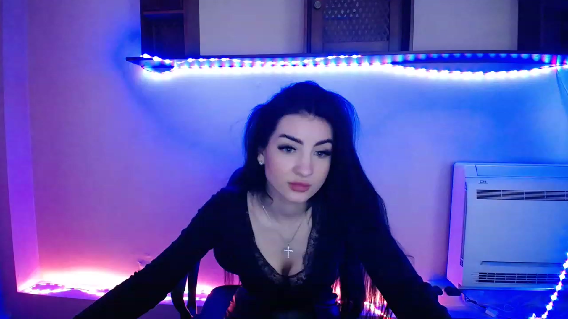 Gallery image thumbnail from LucyStar_'s myfreecams stream on, 11/16/2022, 19:02 image 5 of 20