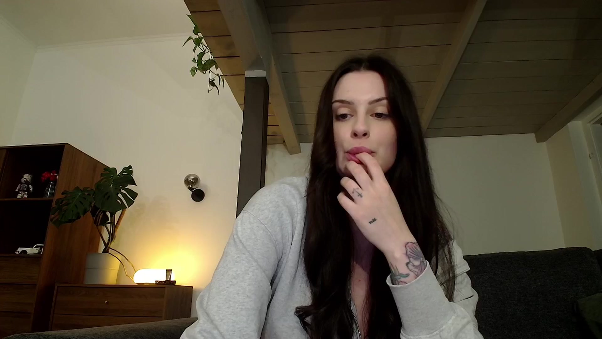 Gallery image thumbnail from LucyVet's myfreecams stream on, 02/06/2026, 19:36 image 1 of 20