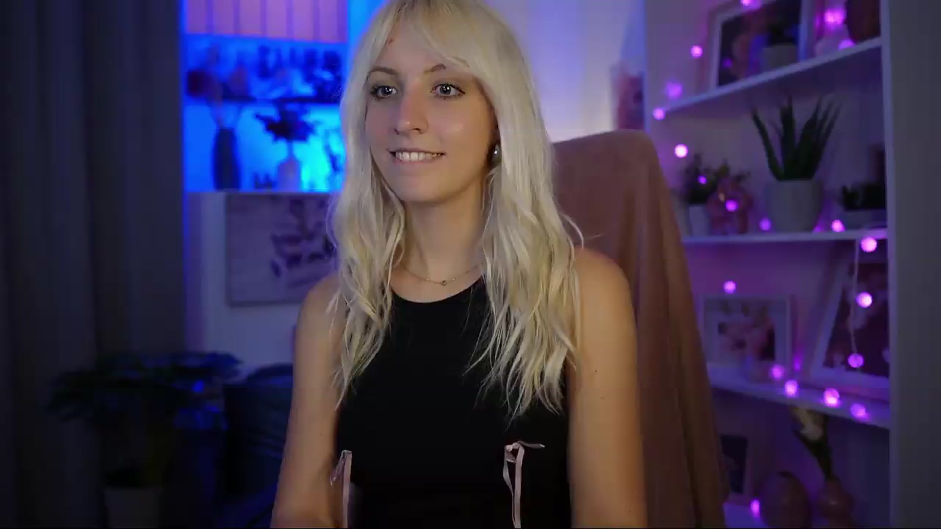Gallery image thumbnail from Lucy_Cutie's myfreecams stream on, 06/27/2026, 20:43 image 1 of 20