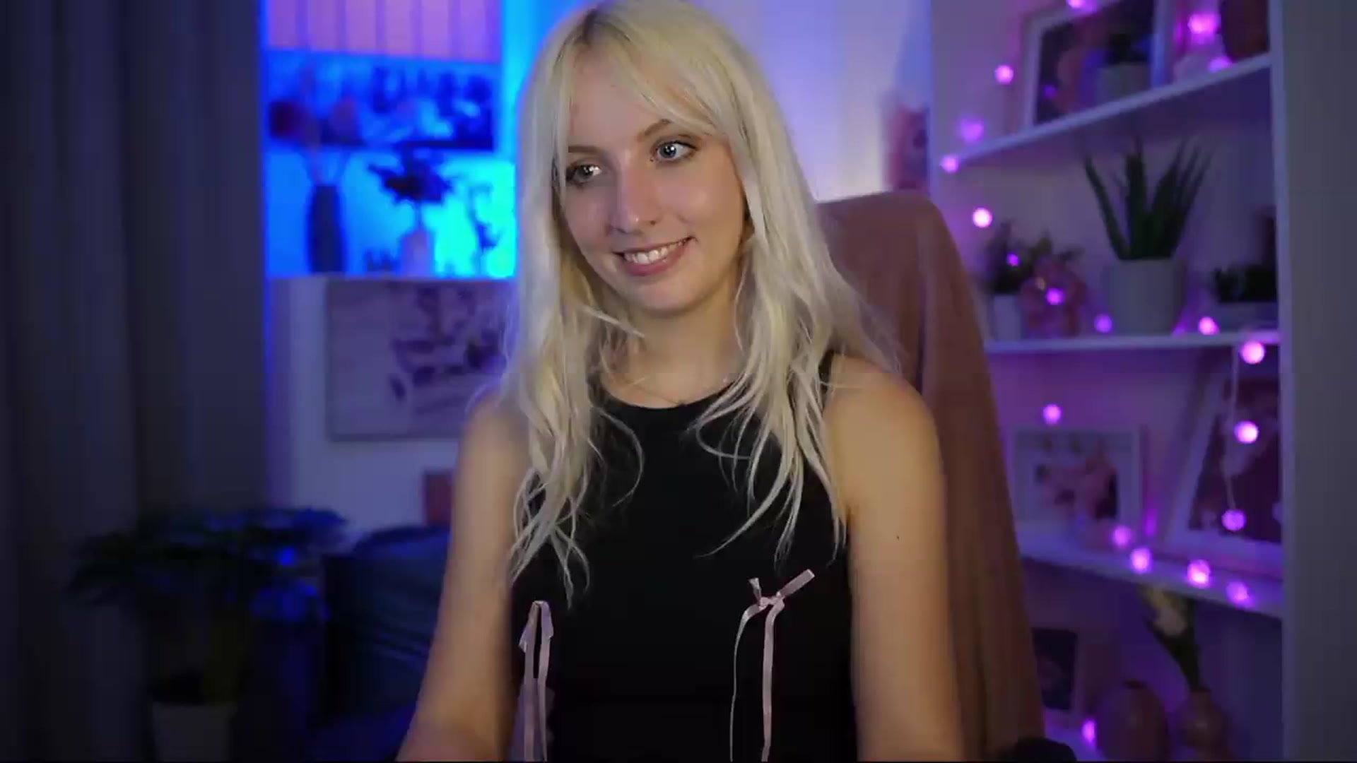 Gallery image thumbnail from Lucy_Cutie's myfreecams stream on, 06/27/2026, 21:50 image 20 of 20