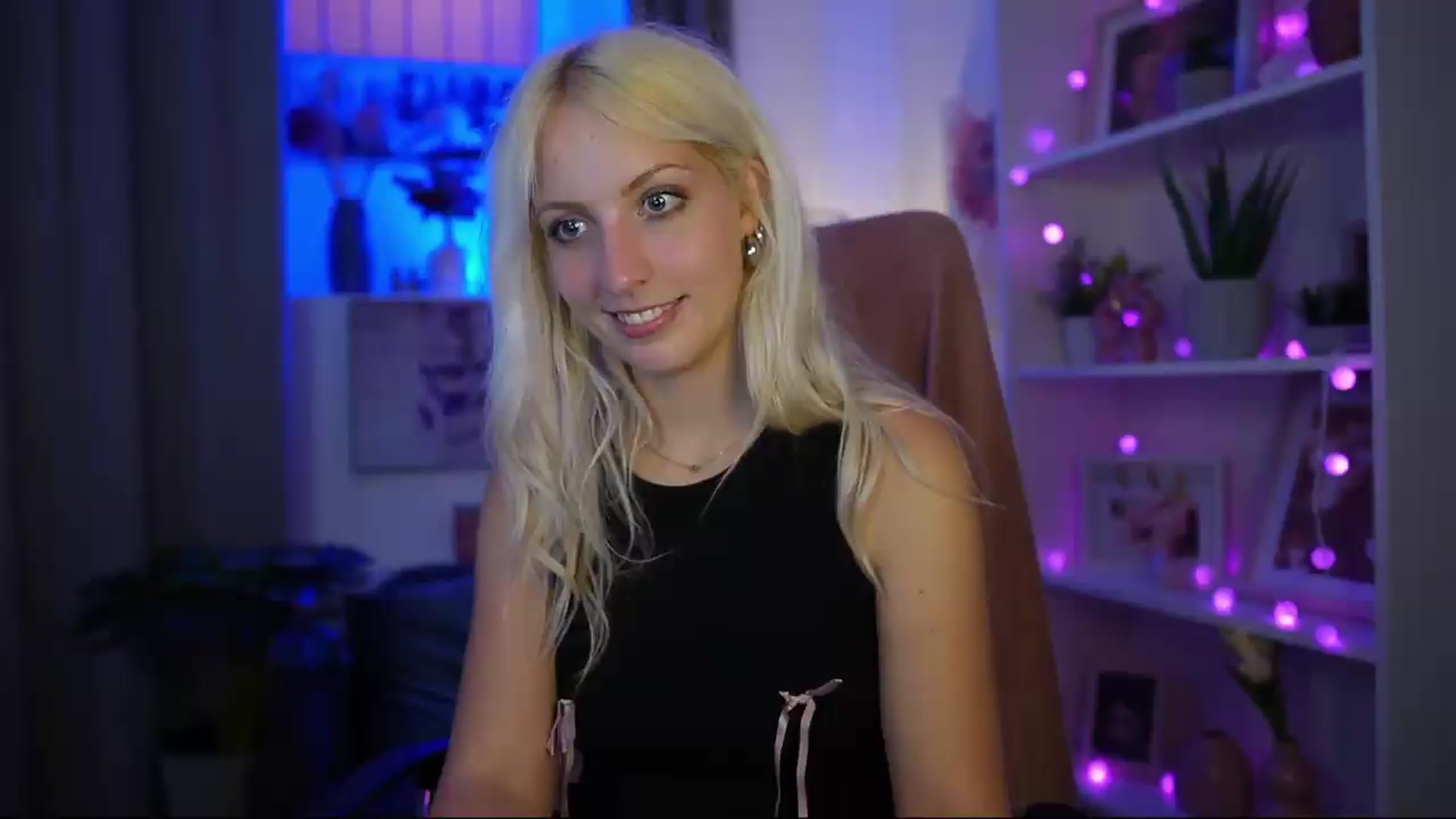 Gallery image thumbnail from Lucy_Cutie's myfreecams stream on, 06/27/2026, 22:55 image 10 of 20