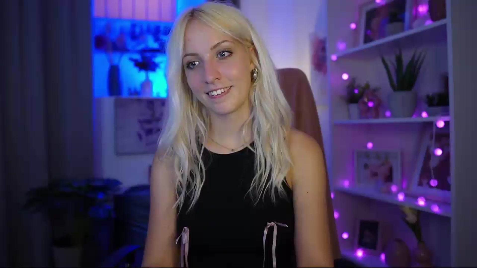 Gallery image thumbnail from Lucy_Cutie's myfreecams stream on, 06/27/2026, 22:55 image 2 of 20