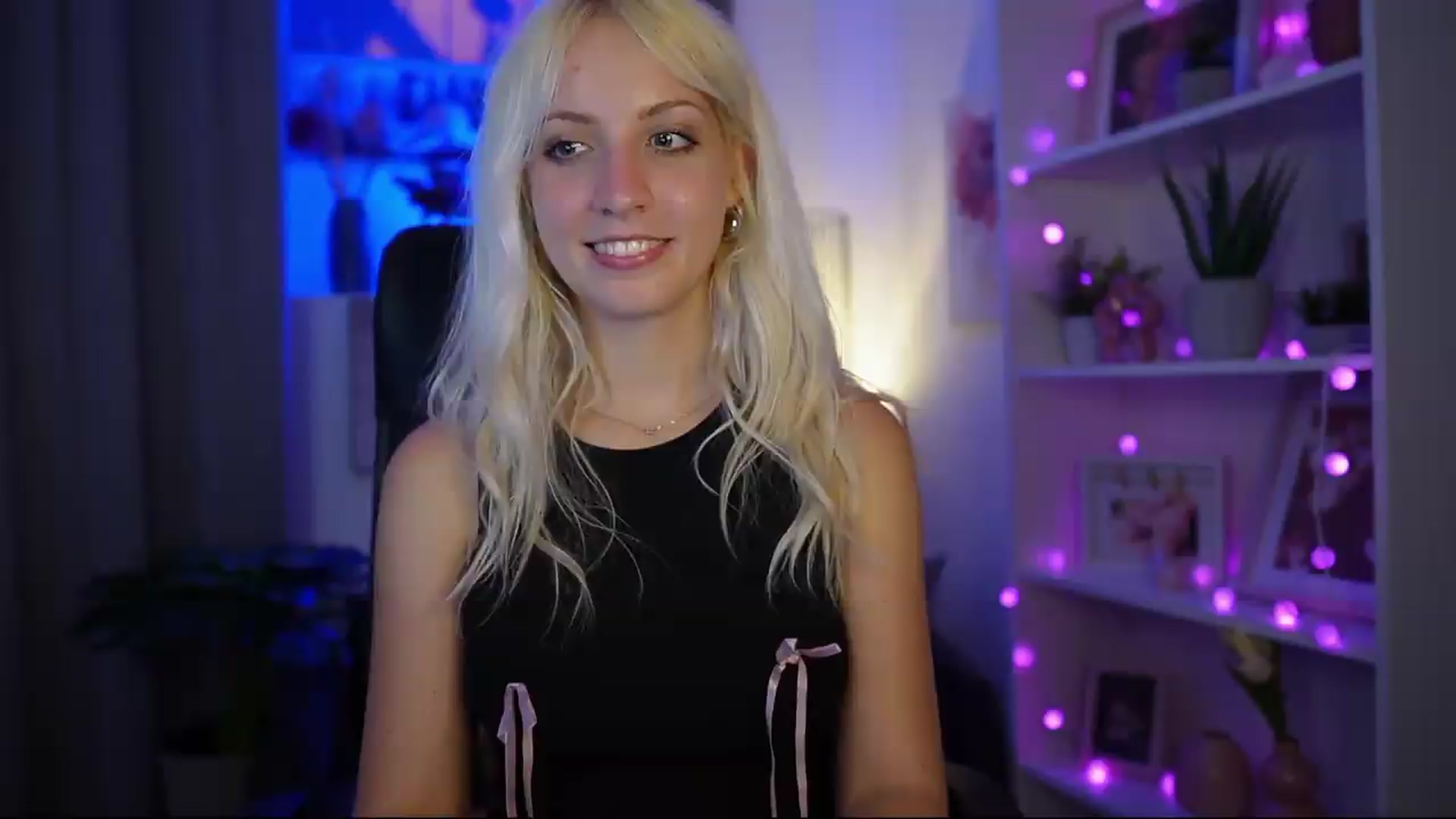 Gallery image thumbnail from Lucy_Cutie's myfreecams stream on, 06/27/2026, 22:55 image 15 of 20