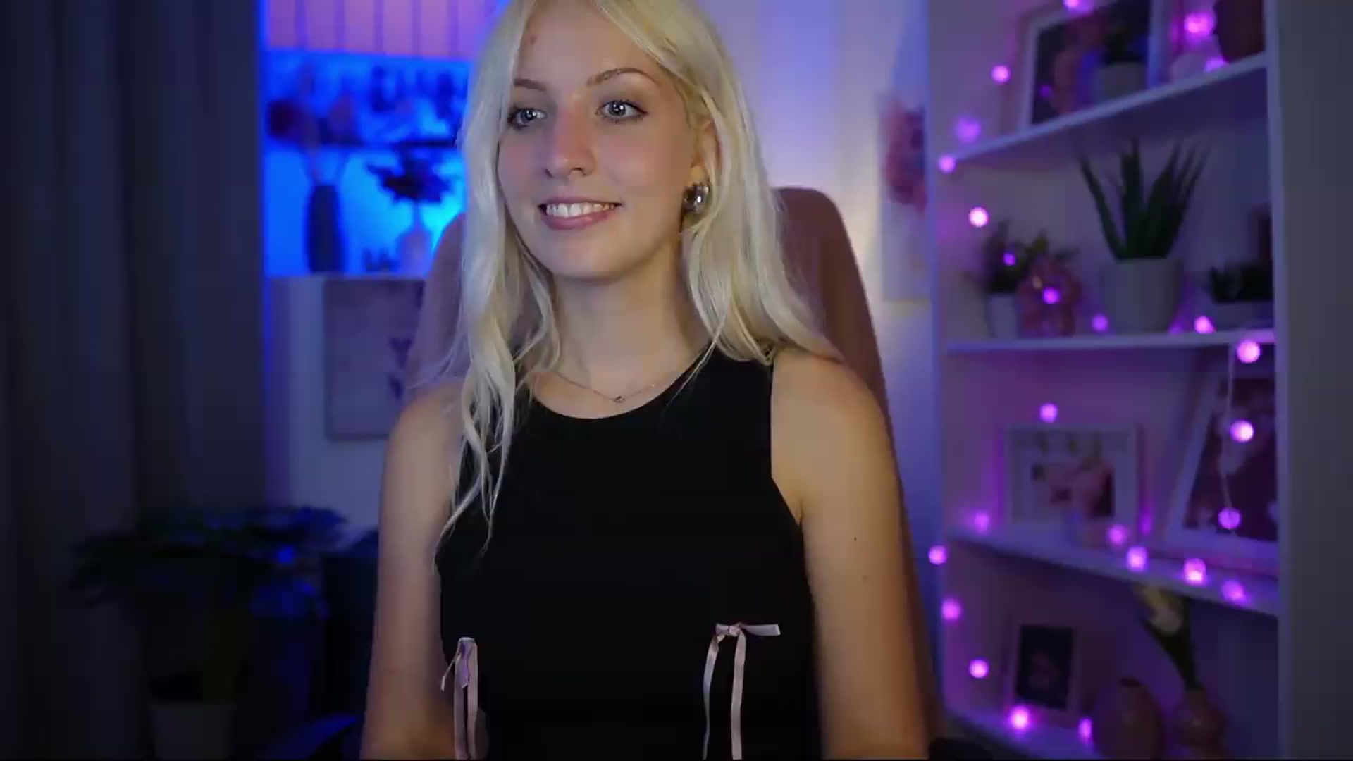 Gallery image thumbnail from Lucy_Cutie's myfreecams stream on, 06/27/2026, 22:55 image 3 of 20