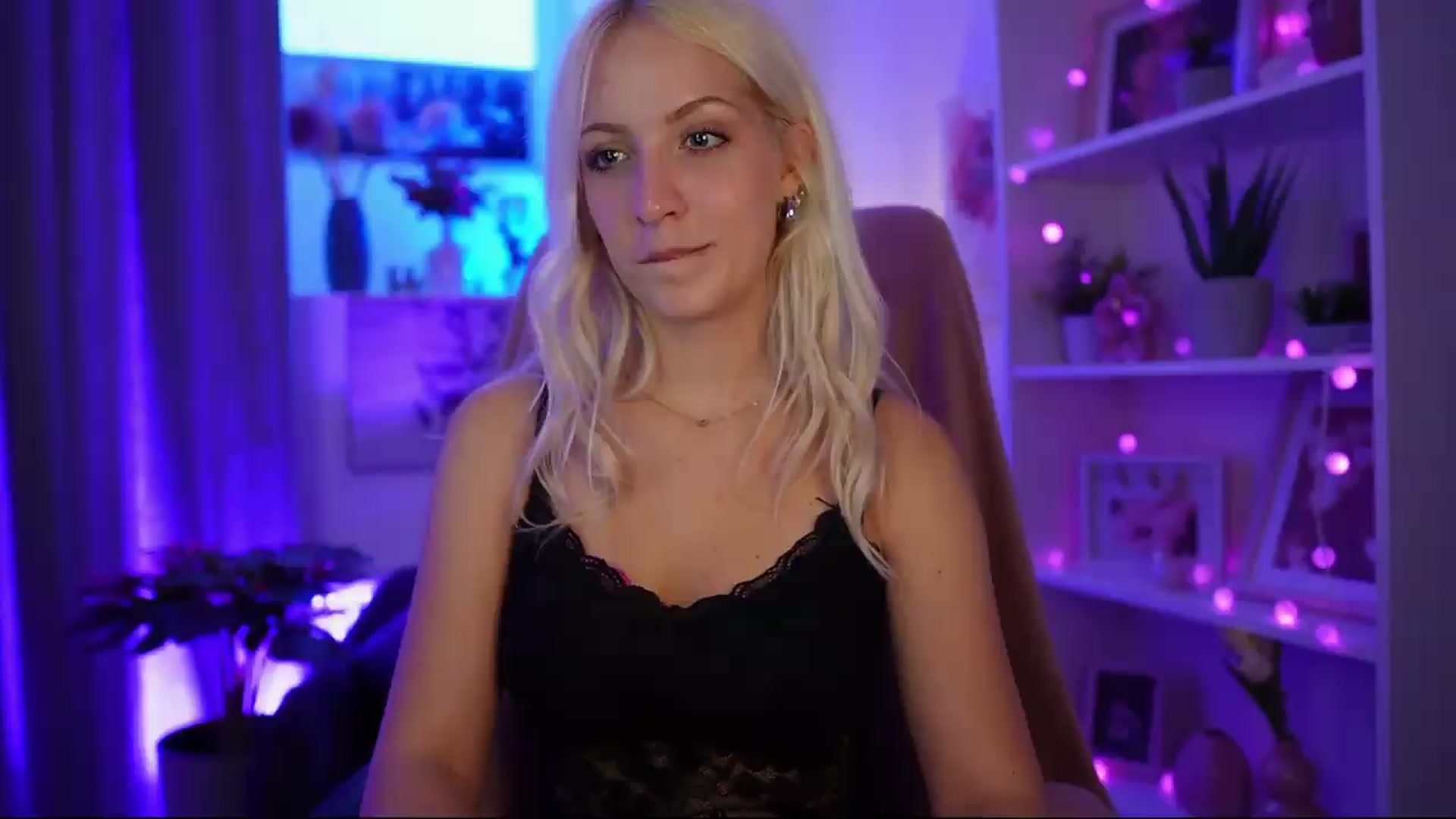 Gallery image thumbnail from Lucy_Cutie's myfreecams stream on, 06/28/2026, 18:27 image 7 of 20