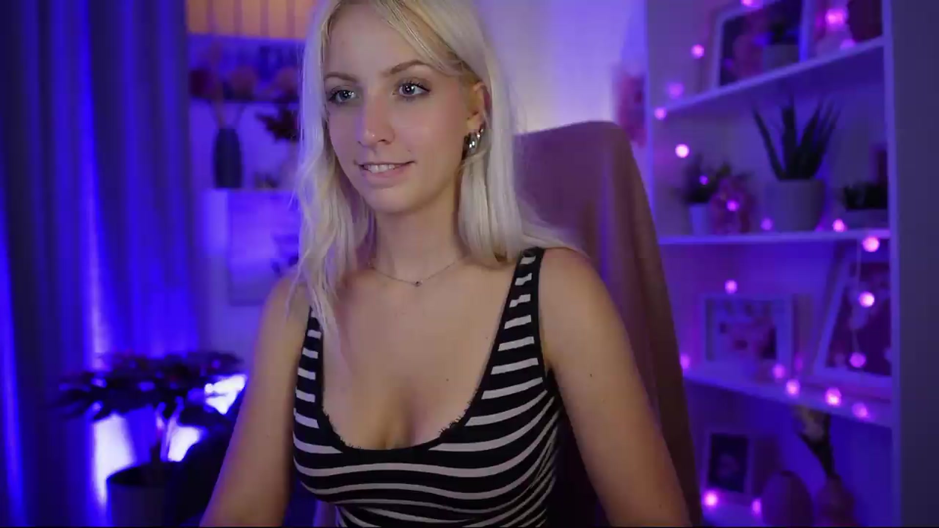 Gallery image thumbnail from Lucy_Cutie's myfreecams stream on, 06/29/2026, 21:03 image 20 of 20