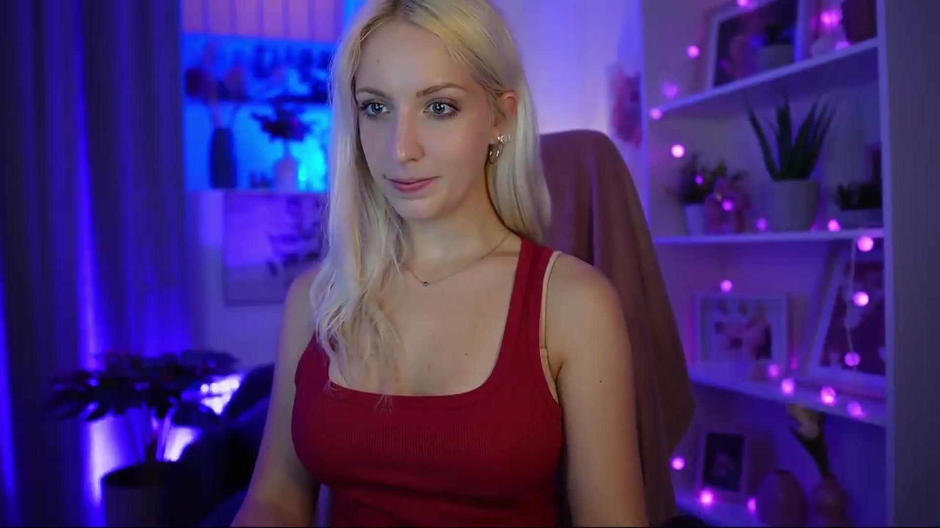 Gallery image thumbnail from Lucy_Cutie's myfreecams stream on, 07/01/2026, 20:42 image 10 of 20