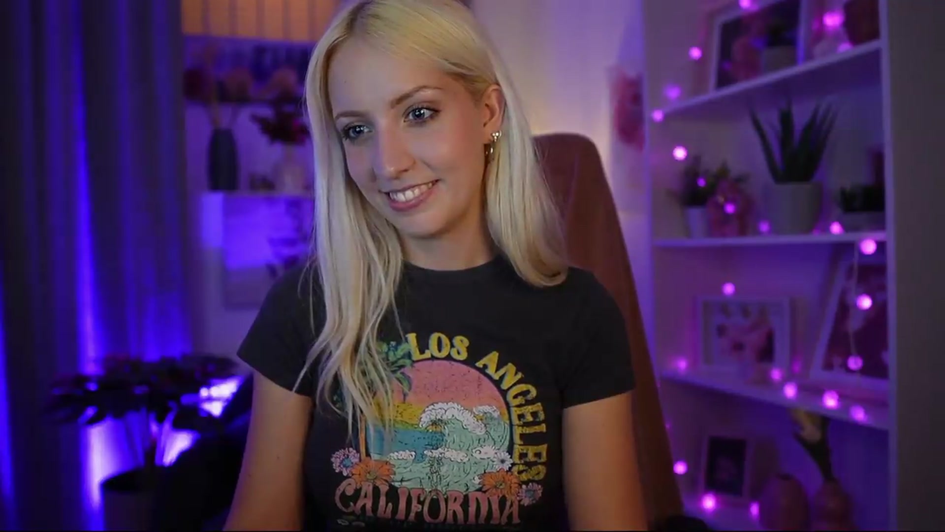 Gallery image thumbnail from Lucy_Cutie's myfreecams stream on, 07/02/2026, 19:28 image 15 of 20
