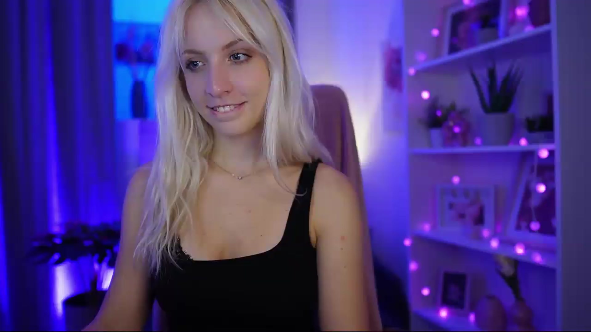 Gallery image thumbnail from Lucy_Cutie's myfreecams stream on, 07/05/2026, 19:40 image 4 of 20
