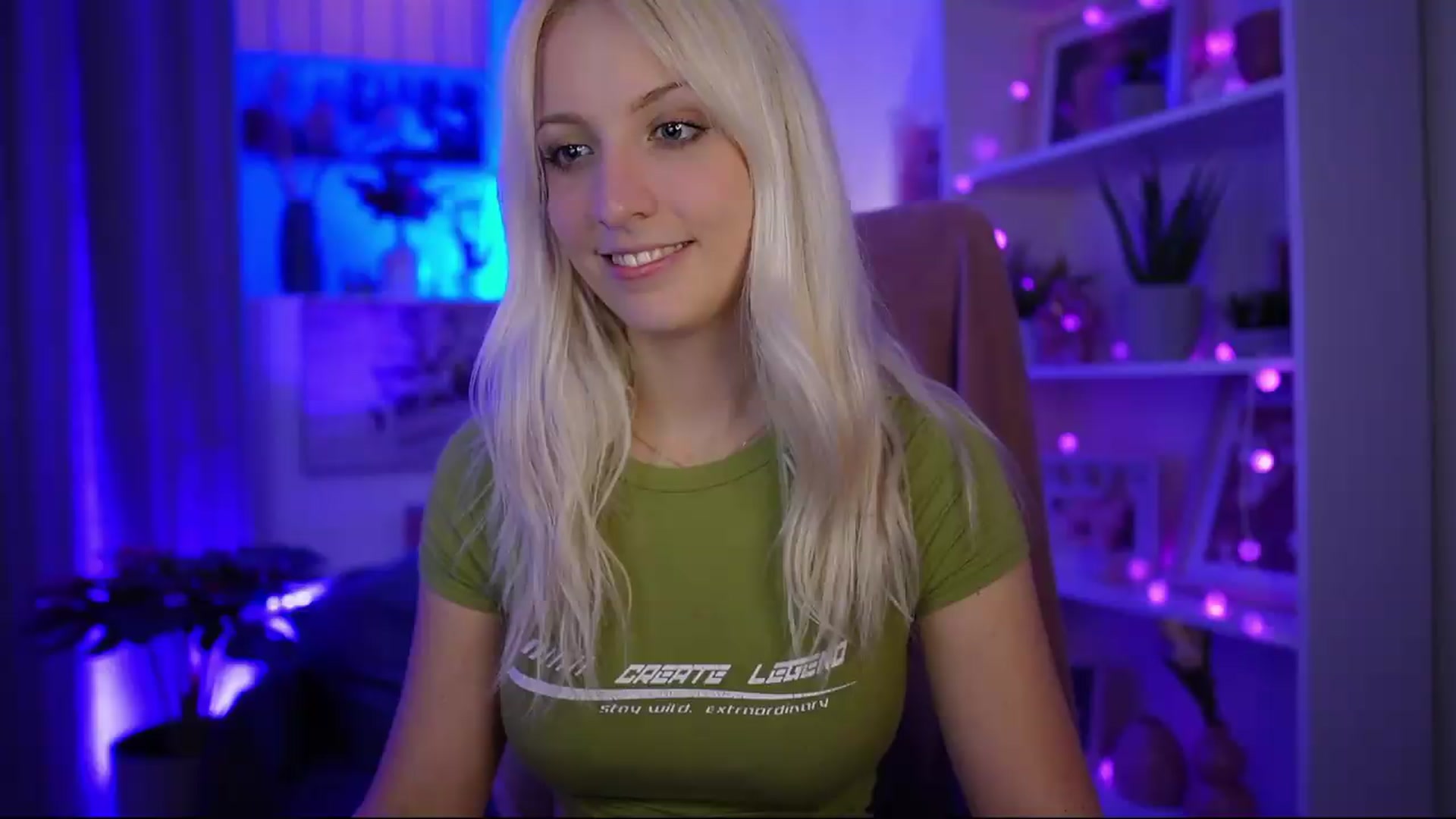 Gallery image thumbnail from Lucy_Cutie's myfreecams stream on, 07/06/2026, 21:43 image 9 of 20