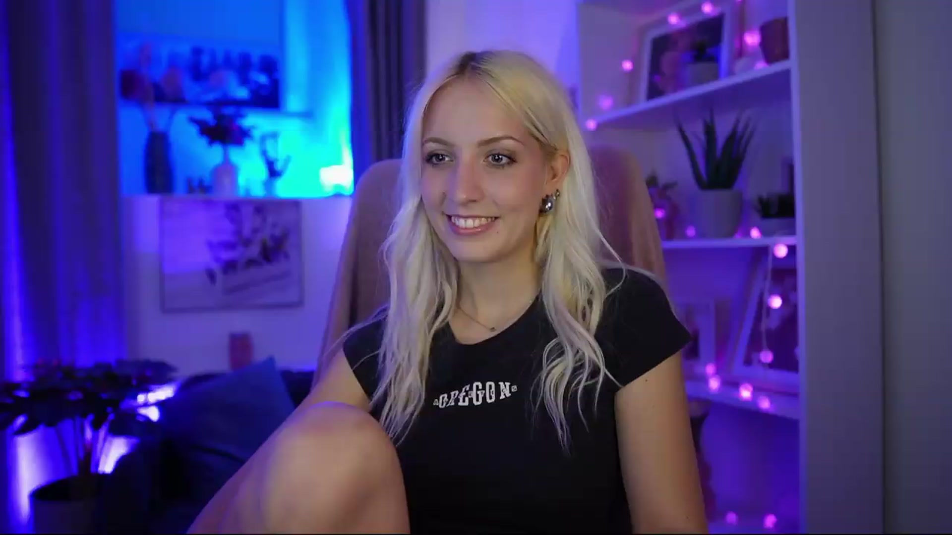 Gallery image thumbnail from Lucy_Cutie's myfreecams stream on, 07/11/2026, 20:20 image 9 of 20