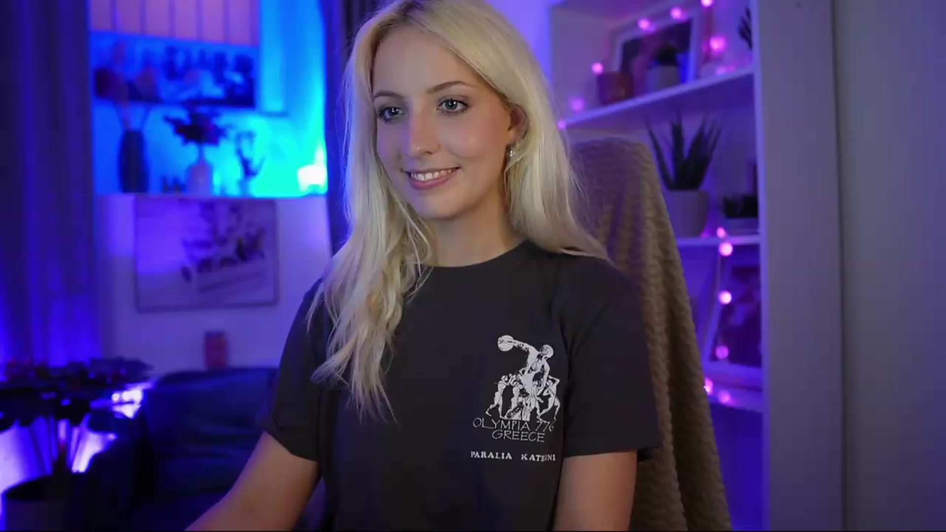Gallery image thumbnail from Lucy_Cutie's myfreecams stream on, 07/15/2026, 21:02 image 15 of 20