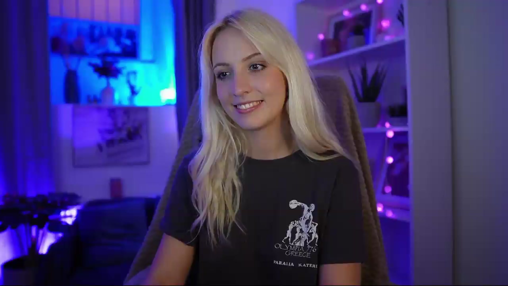 Gallery image thumbnail from Lucy_Cutie's myfreecams stream on, 07/15/2026, 21:02 image 5 of 20