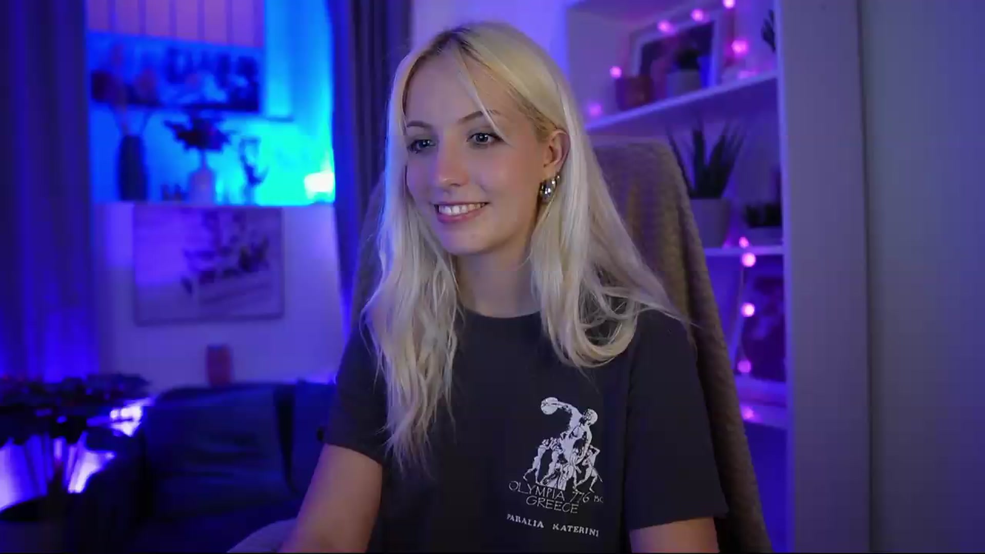Gallery image thumbnail from Lucy_Cutie's myfreecams stream on, 07/15/2026, 22:31 image 13 of 20