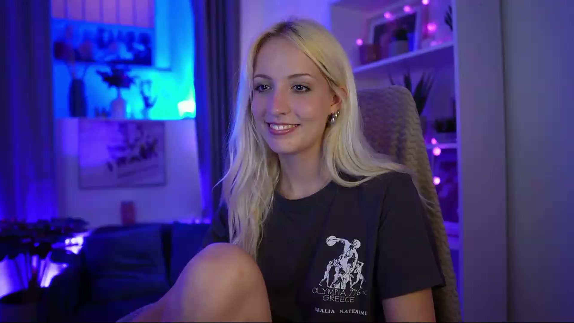Gallery image thumbnail from Lucy_Cutie's myfreecams stream on, 07/15/2026, 22:31 image 3 of 20