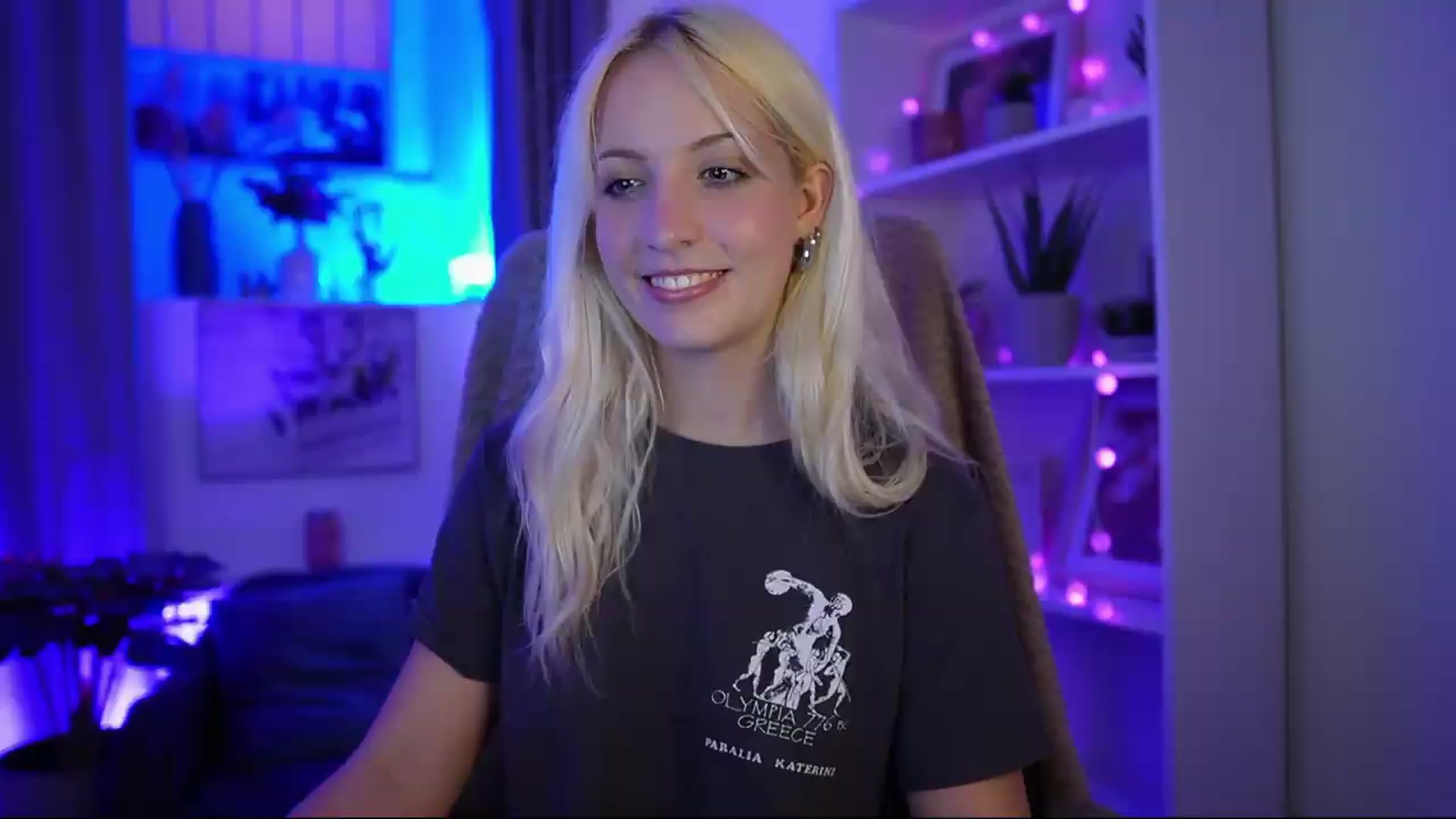 Gallery image thumbnail from Lucy_Cutie's myfreecams stream on, 07/15/2026, 22:31 image 12 of 20