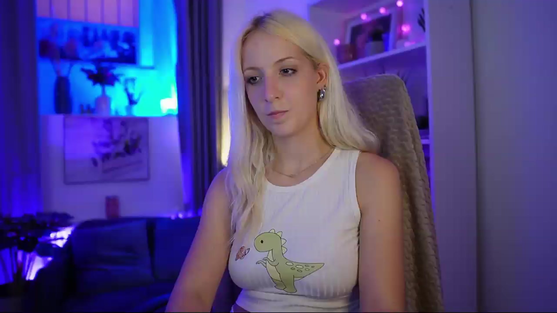 Gallery image thumbnail from Lucy_Cutie's myfreecams stream on, 07/16/2026, 22:46 image 15 of 20