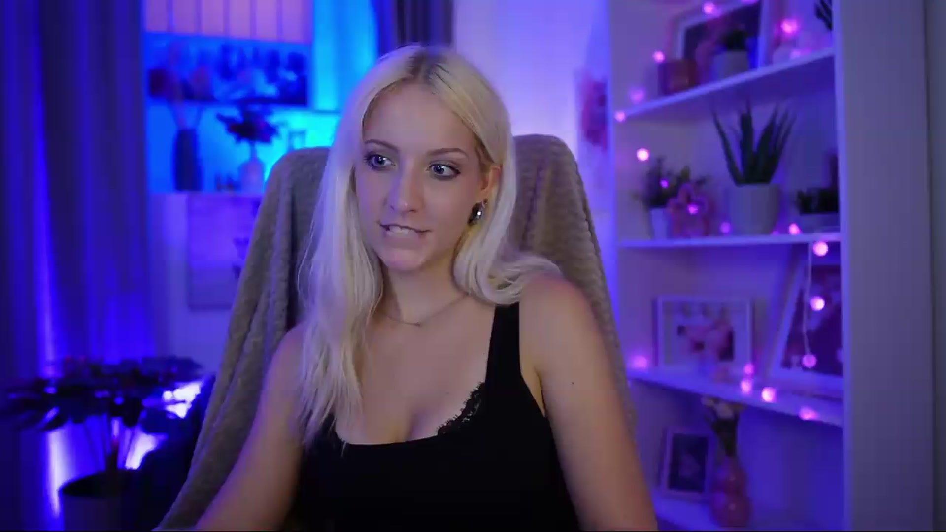 Gallery image thumbnail from Lucy_Cutie's myfreecams stream on, 07/18/2026, 22:11 image 9 of 20