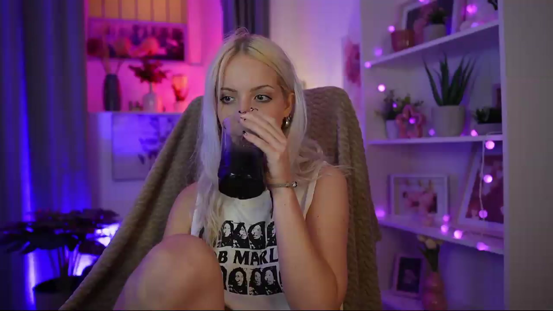 Gallery image thumbnail from Lucy_Cutie's myfreecams stream on, 07/22/2026, 21:58 image 3 of 20