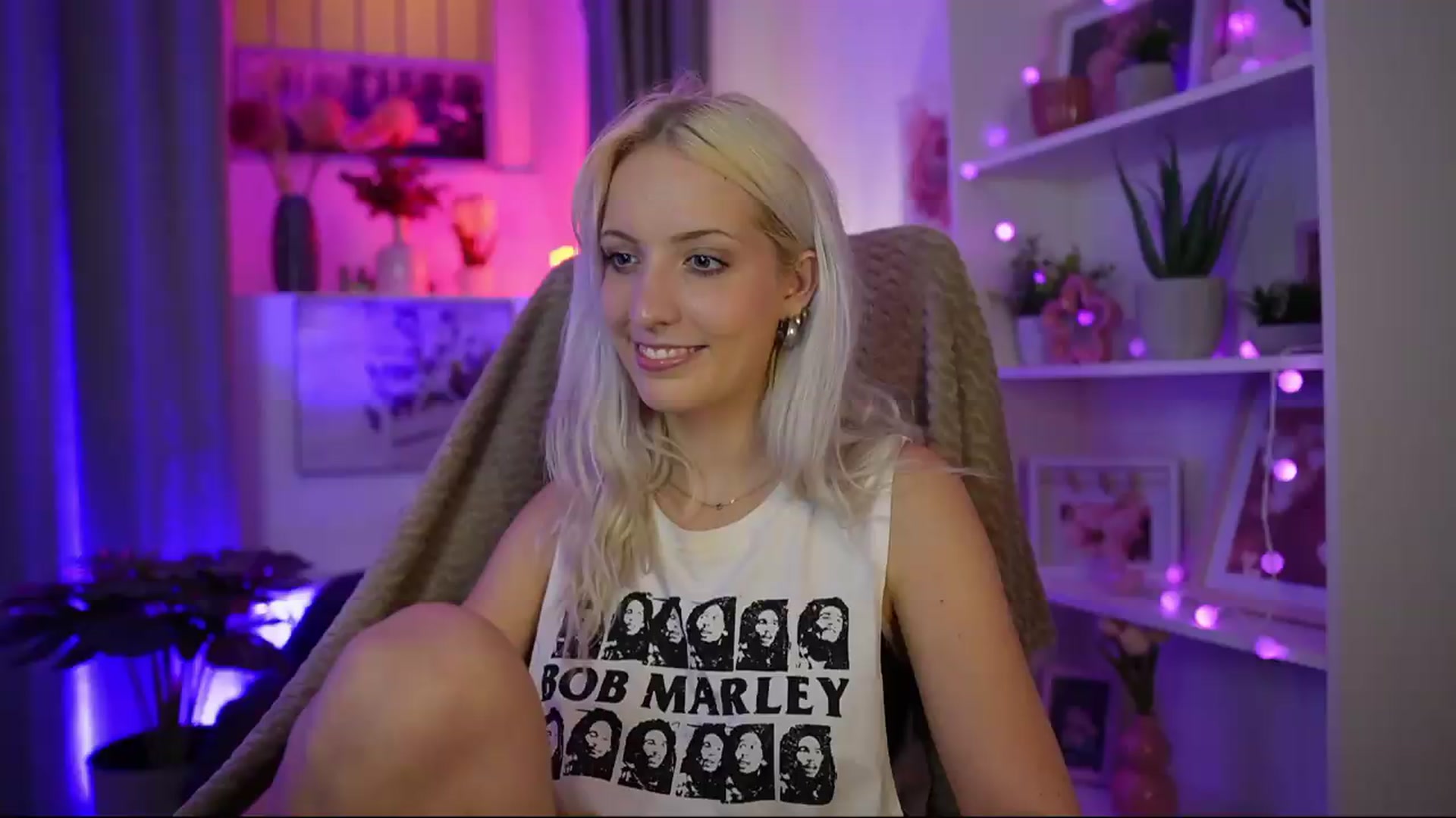 Gallery image thumbnail from Lucy_Cutie's myfreecams stream on, 07/22/2026, 21:58 image 14 of 20