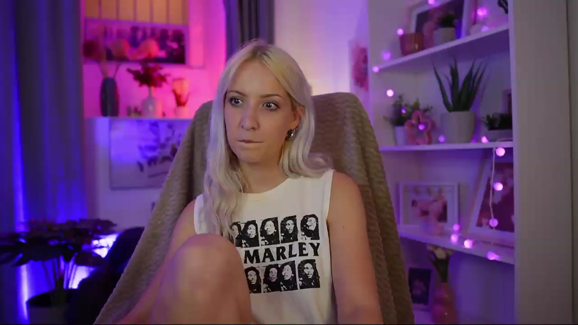 Gallery image thumbnail from Lucy_Cutie's myfreecams stream on, 07/22/2026, 22:44 image 15 of 20