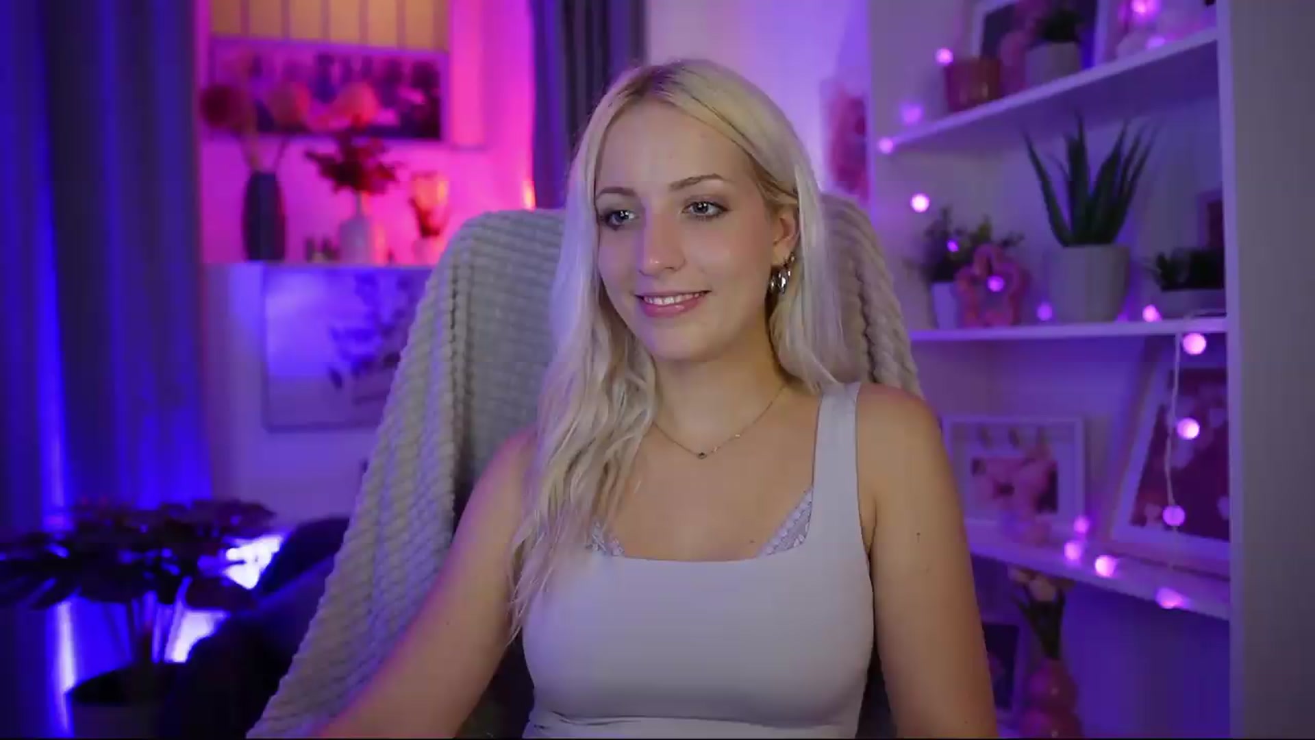 Gallery image thumbnail from Lucy_Cutie's myfreecams stream on, 07/26/2026, 20:22 image 13 of 20