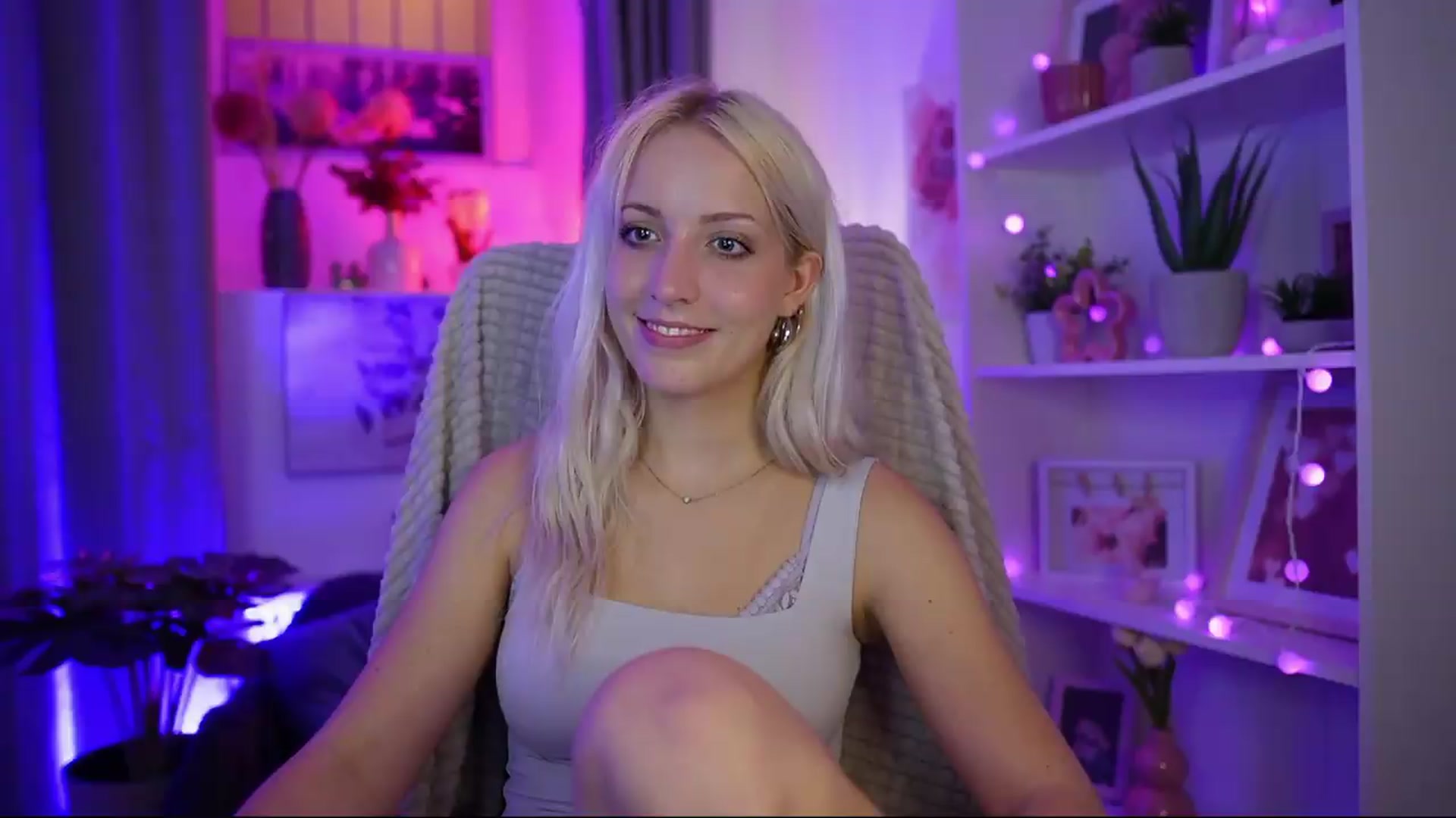 Gallery image thumbnail from Lucy_Cutie's myfreecams stream on, 07/26/2026, 23:48 image 1 of 20