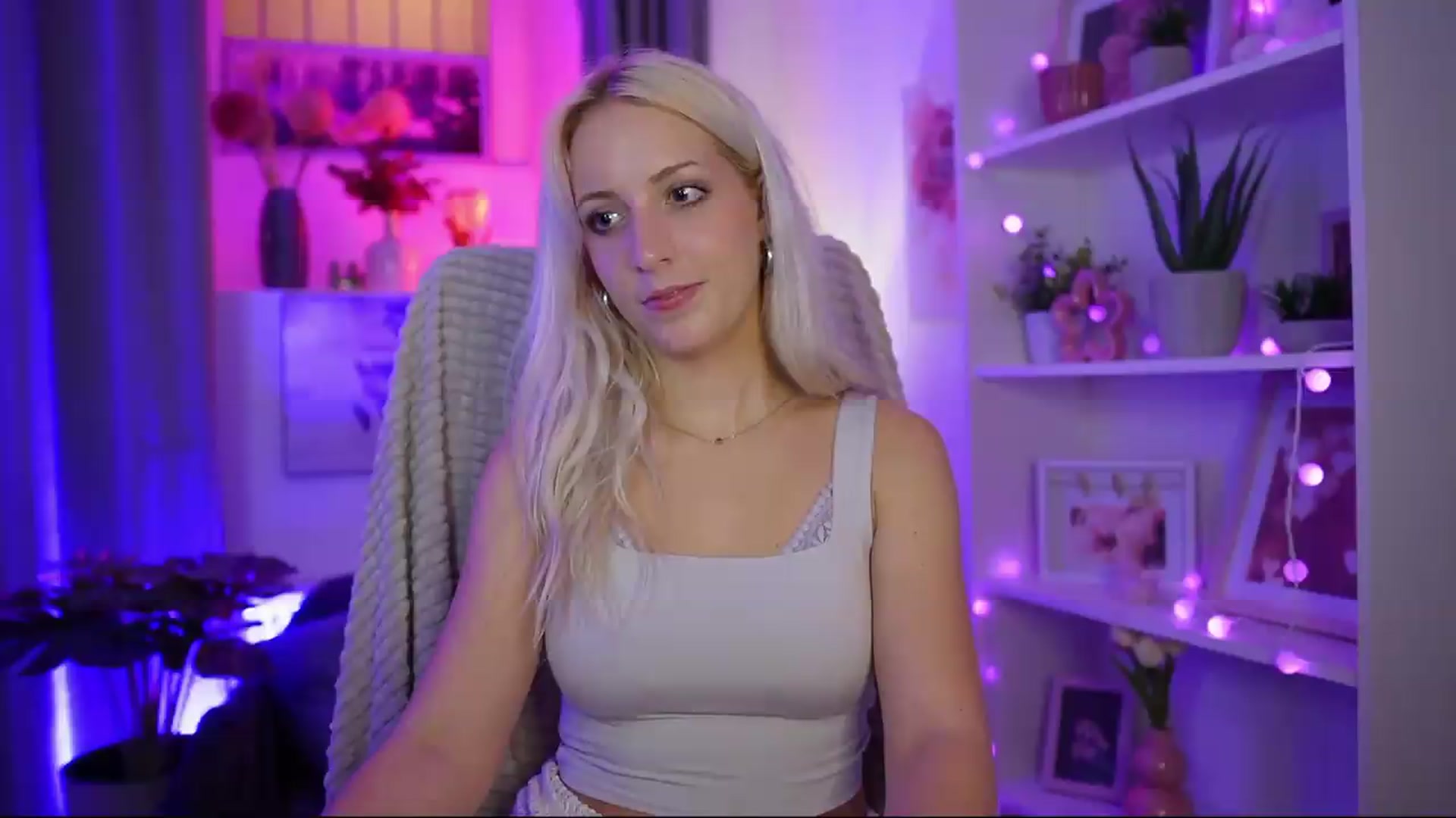 Gallery image thumbnail from Lucy_Cutie's myfreecams stream on, 07/26/2026, 23:48 image 12 of 20
