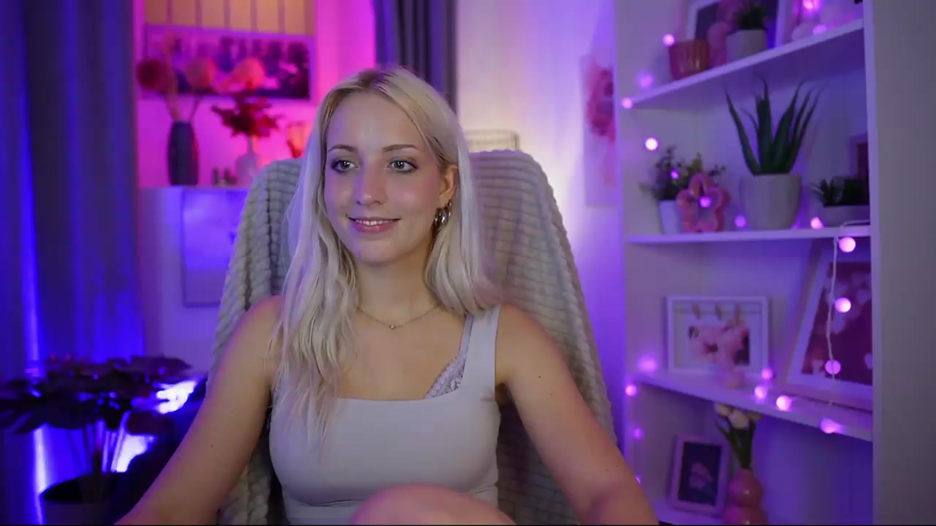 Gallery image thumbnail from Lucy_Cutie's myfreecams stream on, 07/26/2026, 23:48 image 8 of 20