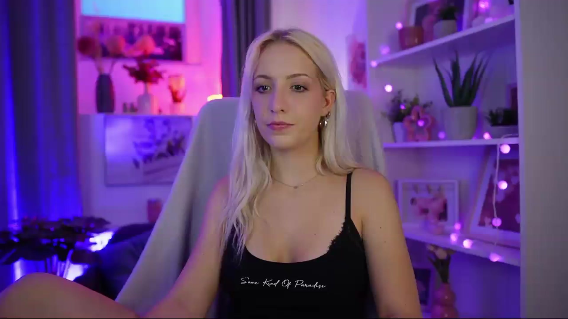 Gallery image thumbnail from Lucy_Cutie's myfreecams stream on, 07/28/2026, 18:43 image 12 of 20