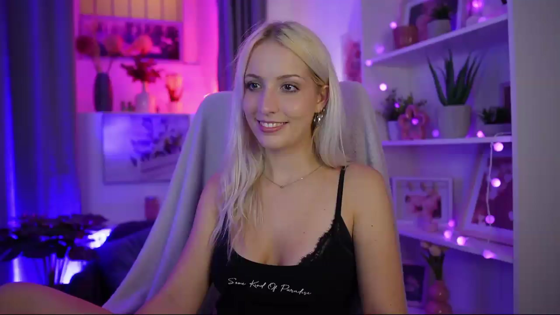 Gallery image thumbnail from Lucy_Cutie's myfreecams stream on, 07/28/2026, 19:45 image 10 of 20