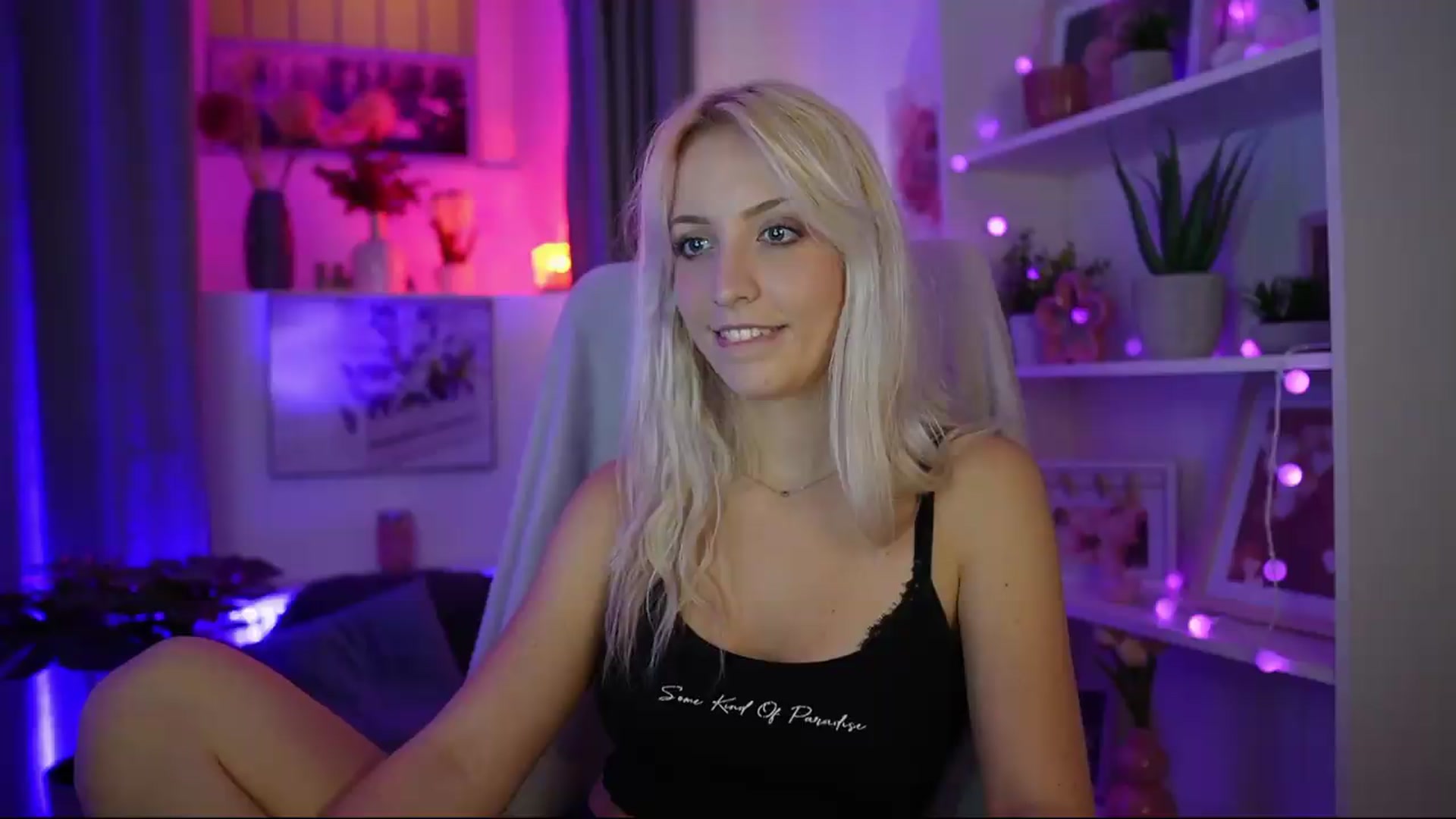 Gallery image thumbnail from Lucy_Cutie's myfreecams stream on, 07/28/2026, 20:15 image 11 of 20