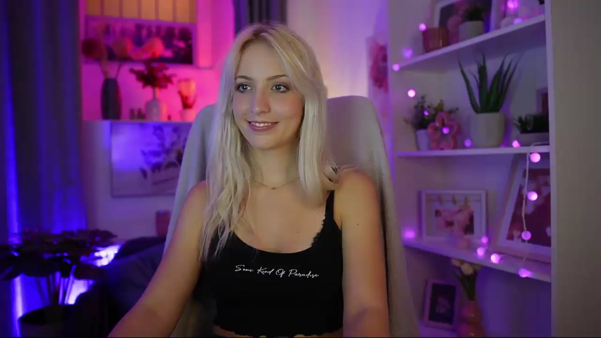 Gallery image thumbnail from Lucy_Cutie's myfreecams stream on, 07/28/2026, 20:15 image 8 of 20
